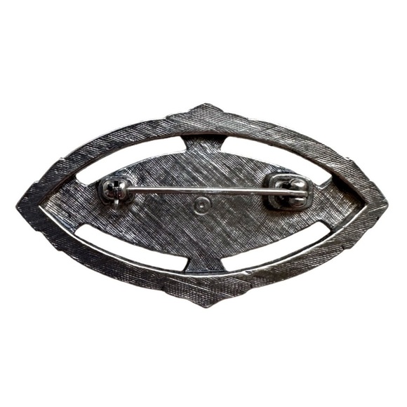 Avon Victorian Elegance 1987 Mother of Pearl and Faux Marcasite Victorian Brooch - Picture 2 of 2